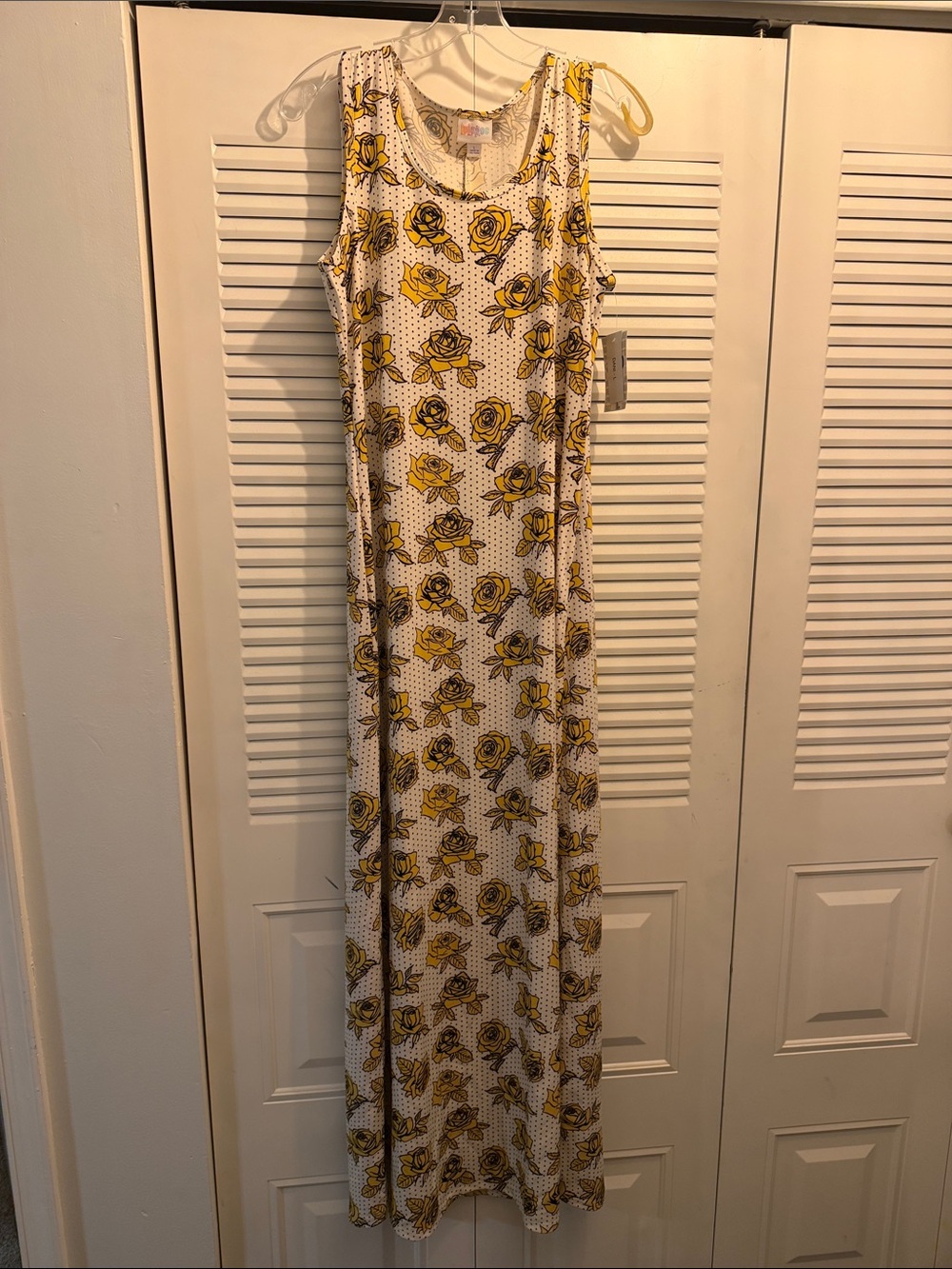 LuLaRoe Yellow Roses Dani Maxi Dress, size L NWT